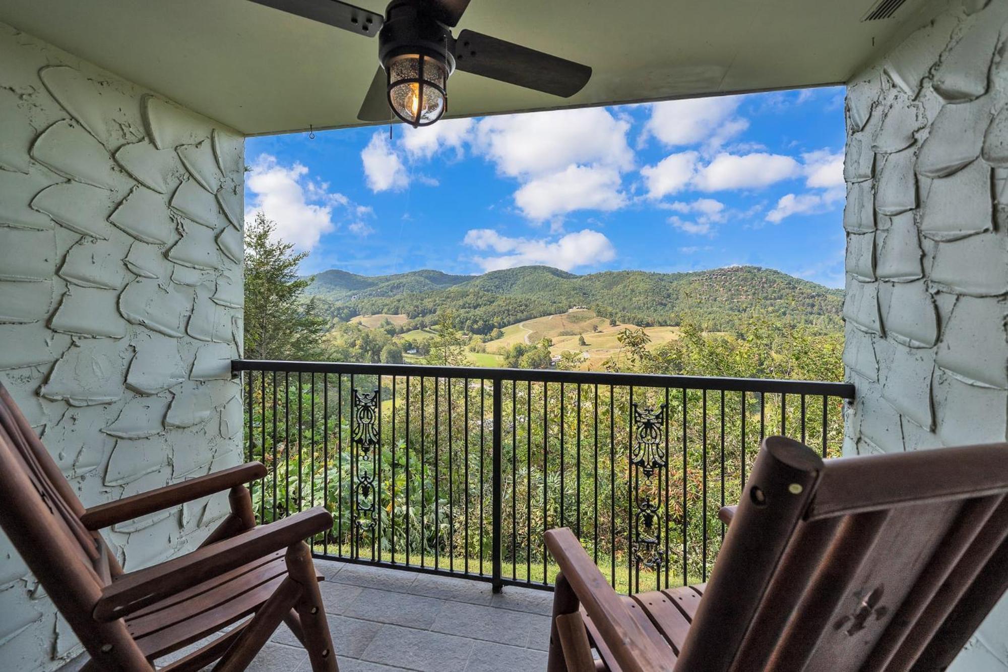 شقة Mountain Views At Dolly'S Castle Unit 2 سيفيرفيل المظهر الخارجي الصورة